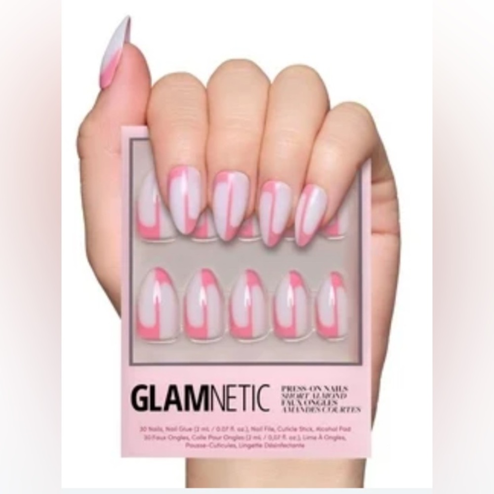 NWT Glamnetic Press-On Nails (please read)